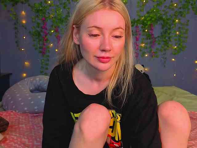 LillieBerry webcam