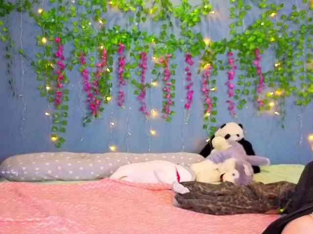 LillieBerry webcam