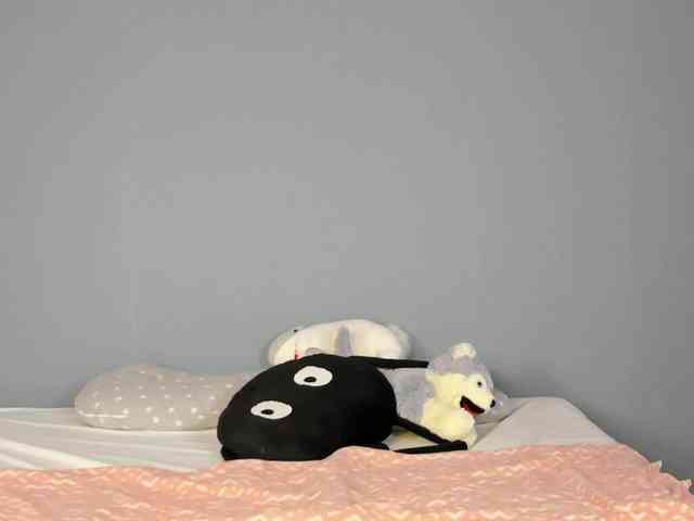 LillieBerry webcam