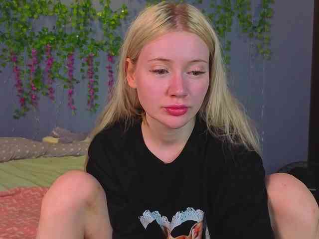 LillieBerry webcam