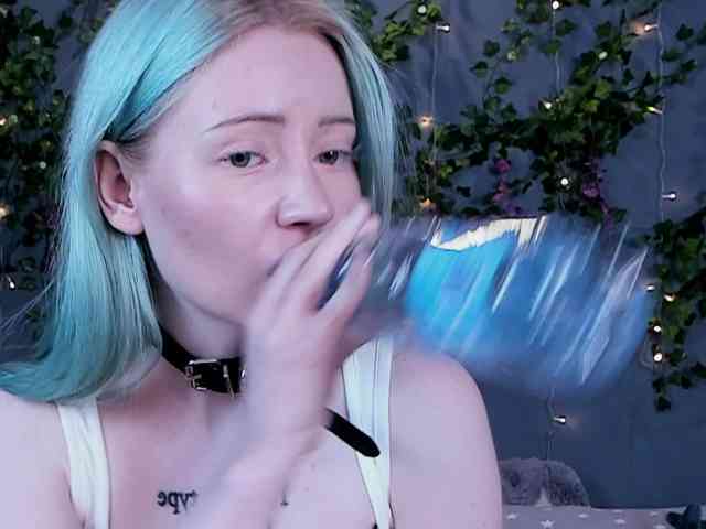 LillieBerry webcam