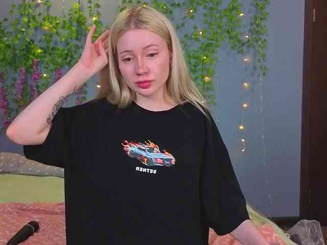 LillieBerry webcam