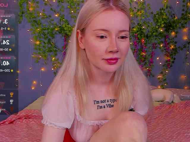 LillieBerry webcam
