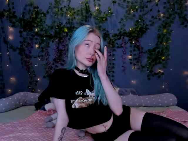 LillieBerry webcam