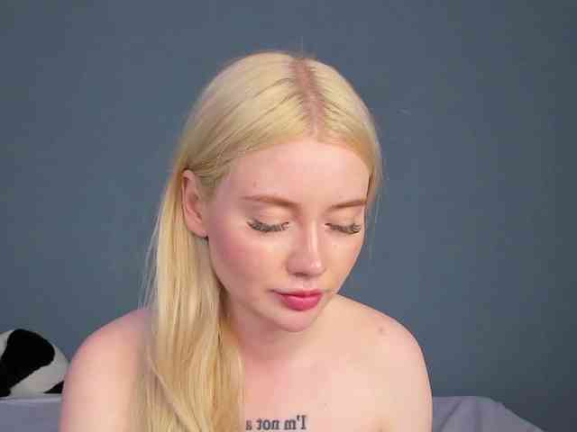 LillieBerry webcam