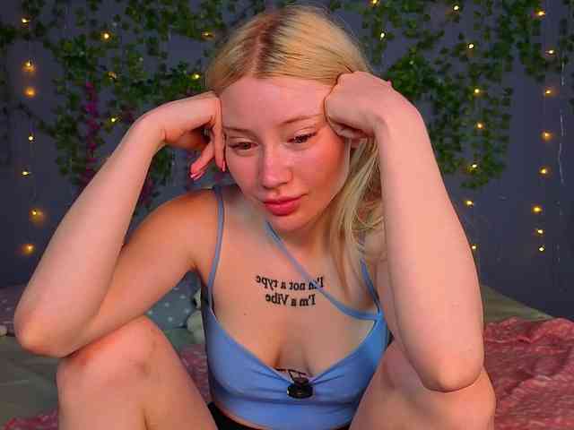 LillieBerry webcam
