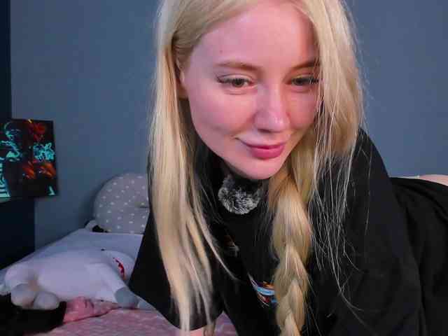 LillieBerry webcam