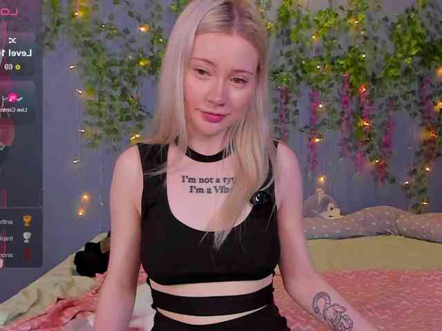 LillieBerry webcam