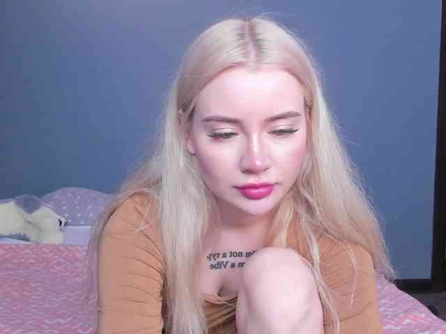LillieBerry webcam