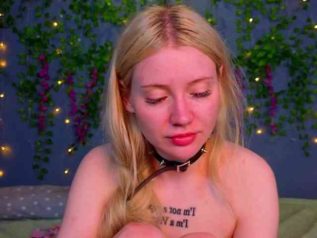 LillieBerry webcam