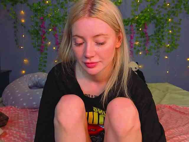 LillieBerry webcam