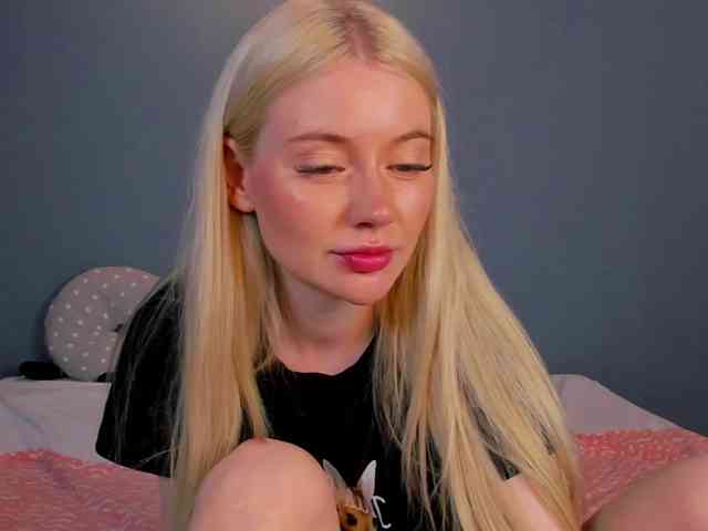 LillieBerry webcam