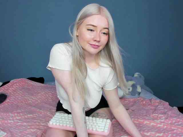 LillieBerry webcam