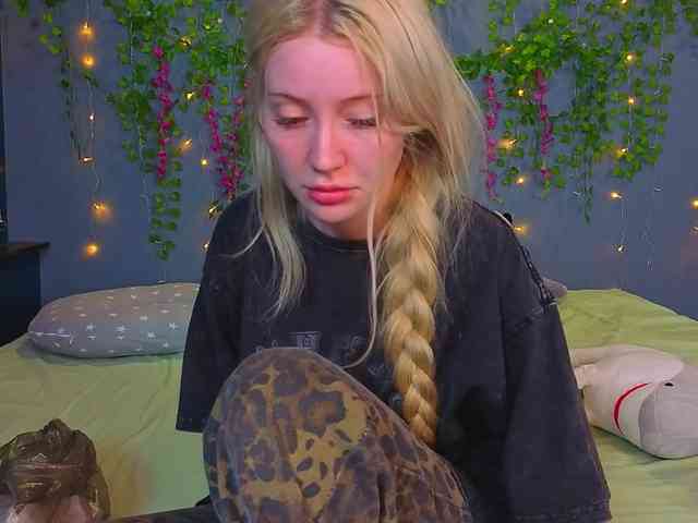 LillieBerry webcam
