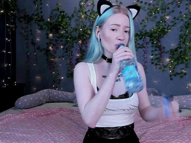 LillieBerry webcam