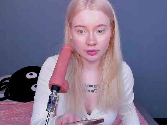 LillieBerry webcam
