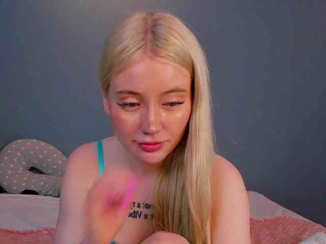 LillieBerry webcam