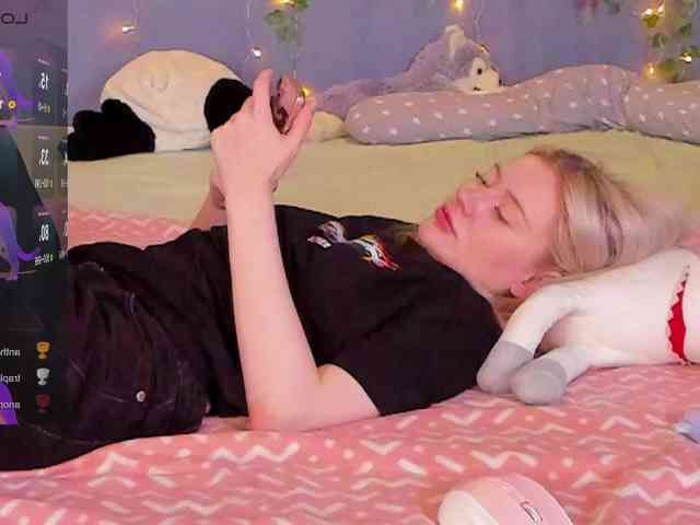 LillieBerry webcam