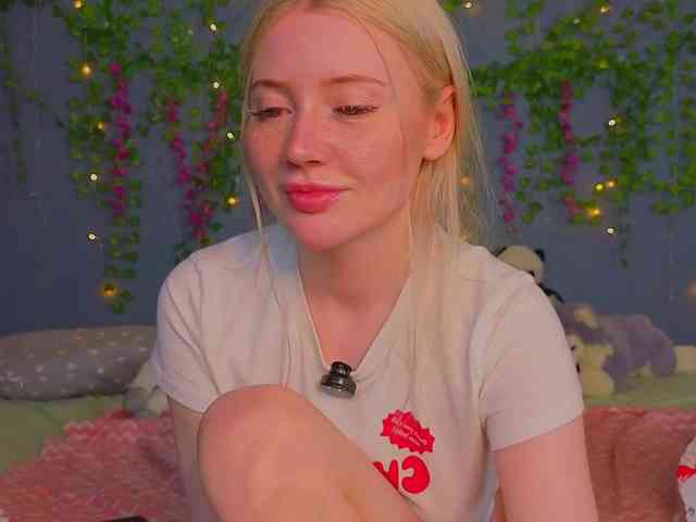 LillieBerry webcam