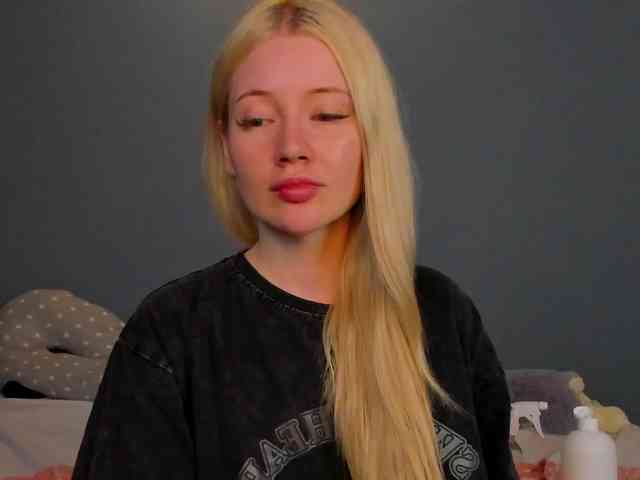 LillieBerry webcam