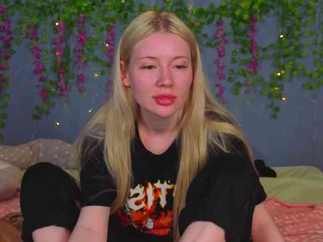 LillieBerry webcam