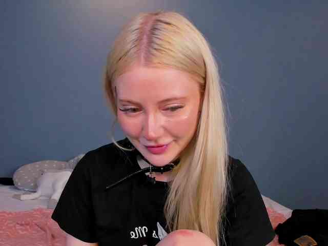 LillieBerry webcam