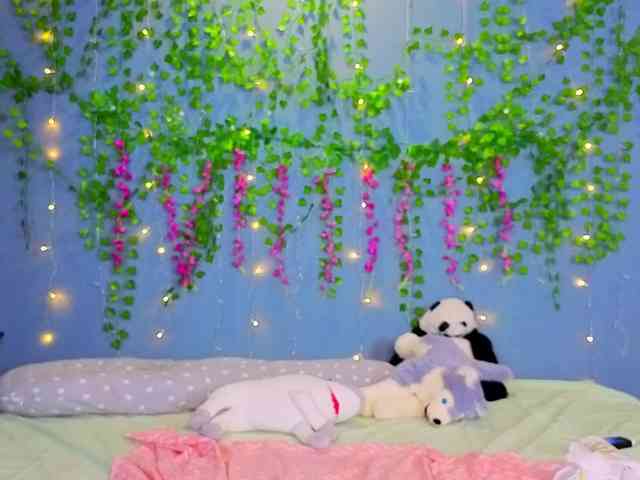 LillieBerry webcam