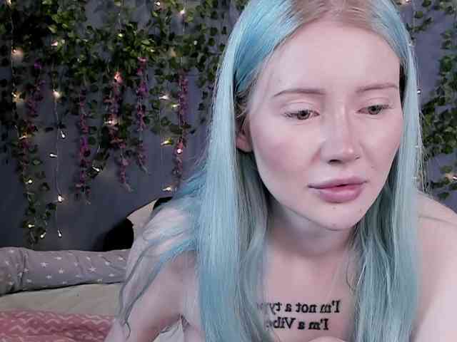LillieBerry webcam