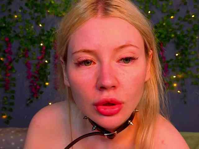 LillieBerry webcam