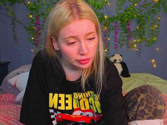 LillieBerry webcam
