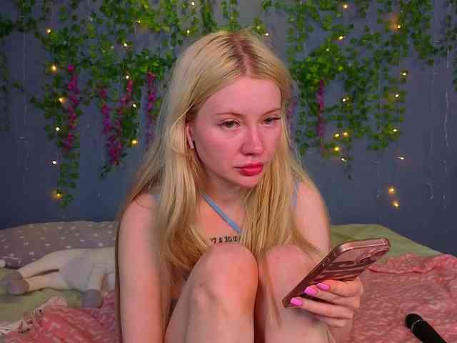 LillieBerry webcam