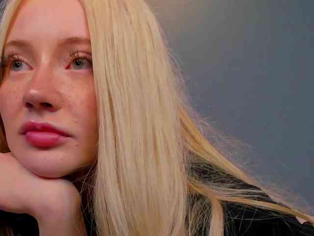 LillieBerry webcam