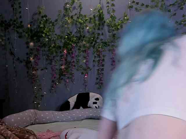 LillieBerry webcam