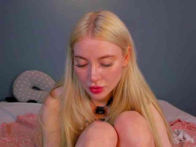 LillieBerry webcam
