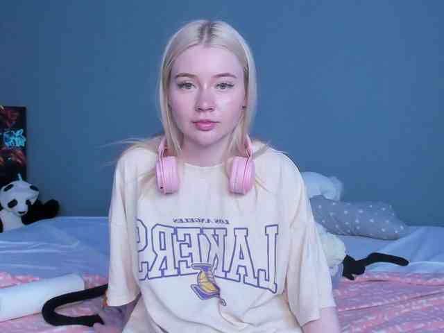 LillieBerry webcam