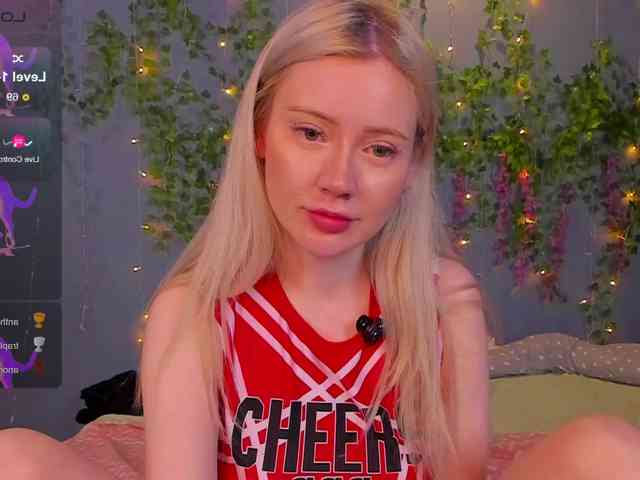 LillieBerry webcam