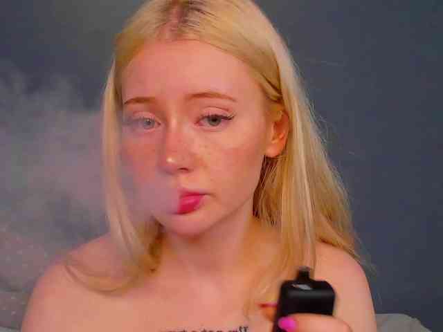 LillieBerry webcam