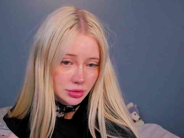 LillieBerry webcam