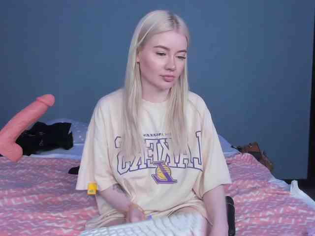 LillieBerry webcam