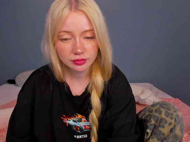 LillieBerry webcam