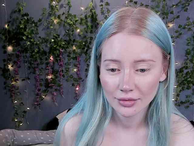 LillieBerry webcam