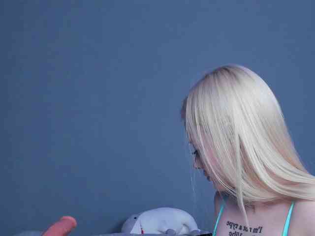 LillieBerry webcam