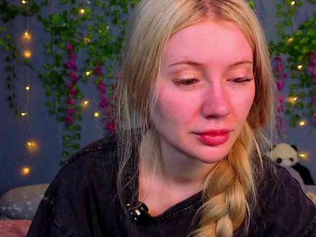 LillieBerry webcam