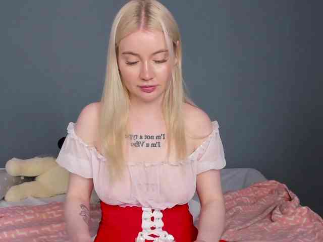 LillieBerry webcam