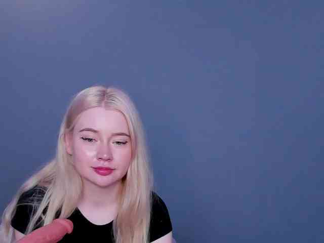 LillieBerry webcam
