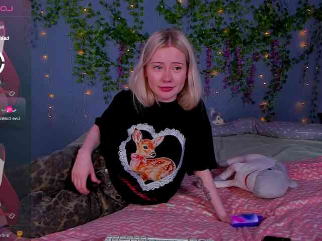 LillieBerry webcam