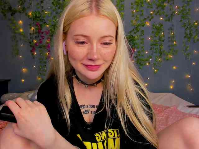 LillieBerry webcam