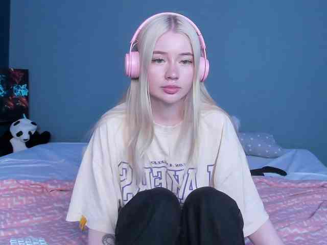 LillieBerry webcam