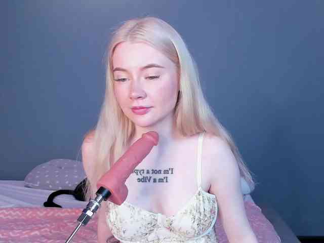 LillieBerry webcam