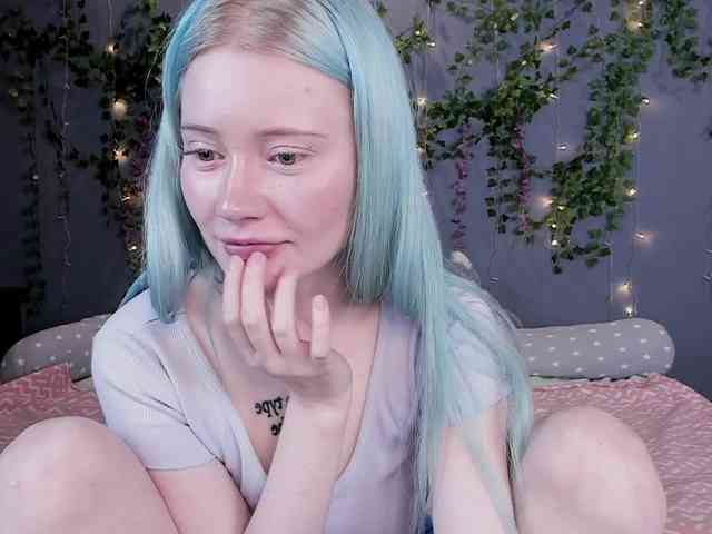 LillieBerry webcam